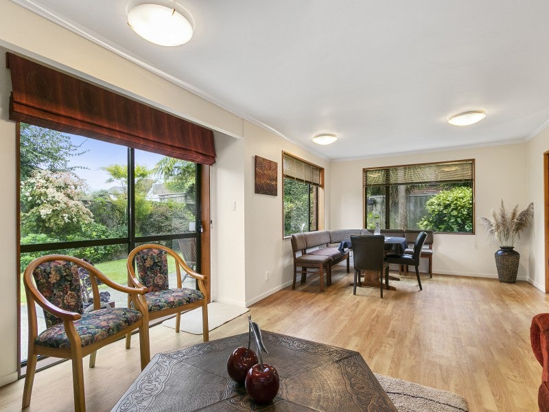 36A Whites Line West, Woburn, Lower Hutt - Carousel 2