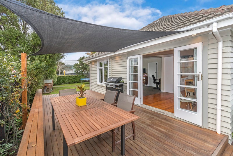 1/2 Moreland Avenue, Papanui, Christchurch - Carousel 1