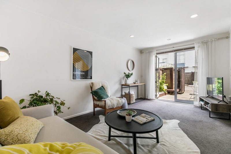 41/3 Wagener Place, Mount Albert, Auckland - Carousel 1