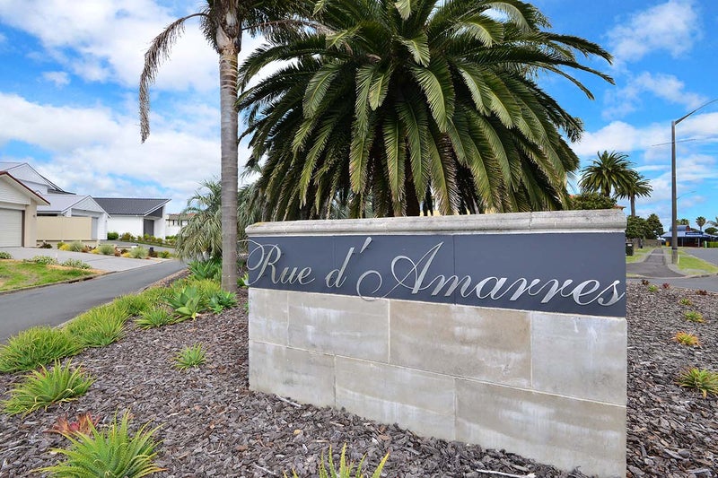 7 Rue D' Amarres, GULF HARBOUR, WHANGAPARAOA - Carousel 24