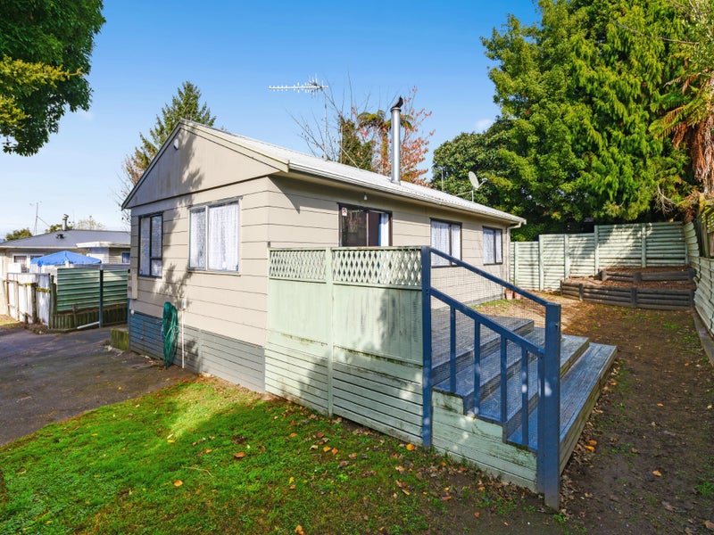 5B Gordon Road, Western Heights, Rotorua - Carousel 1