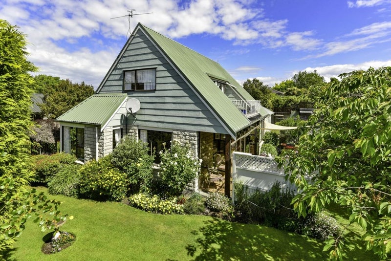 4 Purakanui Place, Northwood, Christchurch - Carousel 1
