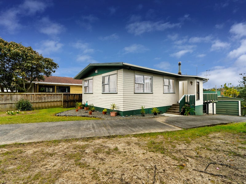 62 Lantana Road, Green Bay, Auckland - Carousel 18