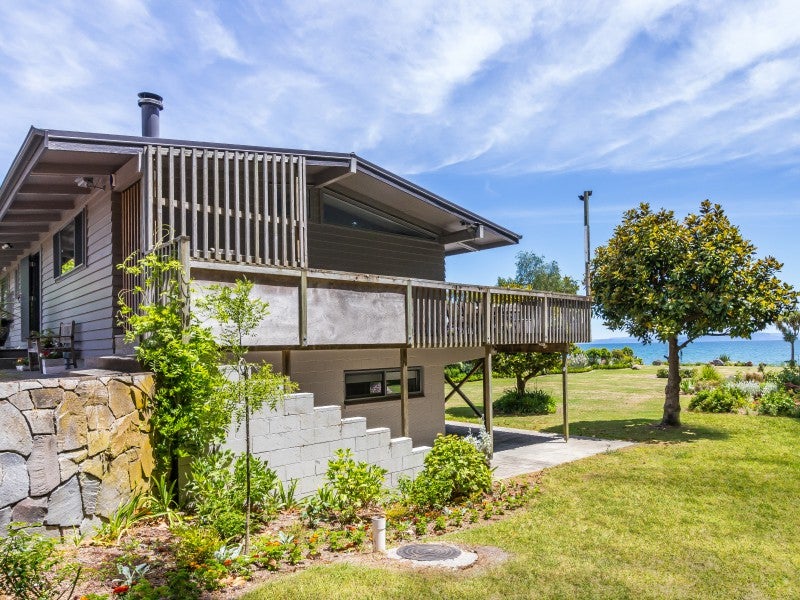 208 State Highway 1, waitahanui, Taupo - Carousel 1