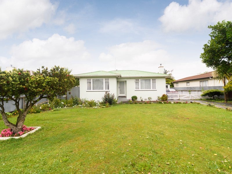 14A Gloucester Street, Takaro, Palmerston North - Carousel 1