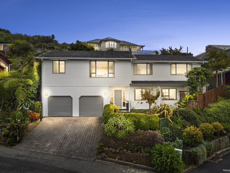 14 Kilsyth Street, Karori, Wellington - Carousel 1