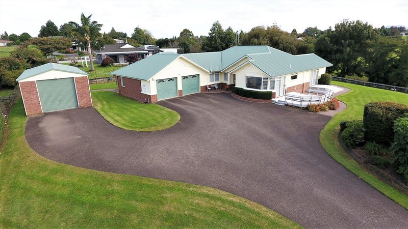 152 Flat Road, Kihikihi, Te Awamutu - Carousel 1