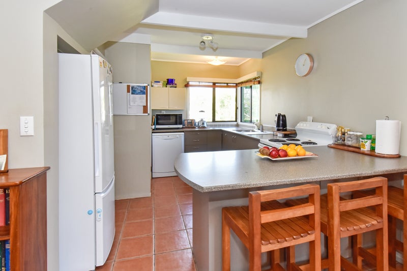 2/10 McInnes Road, Weymouth, Auckland - Carousel 2