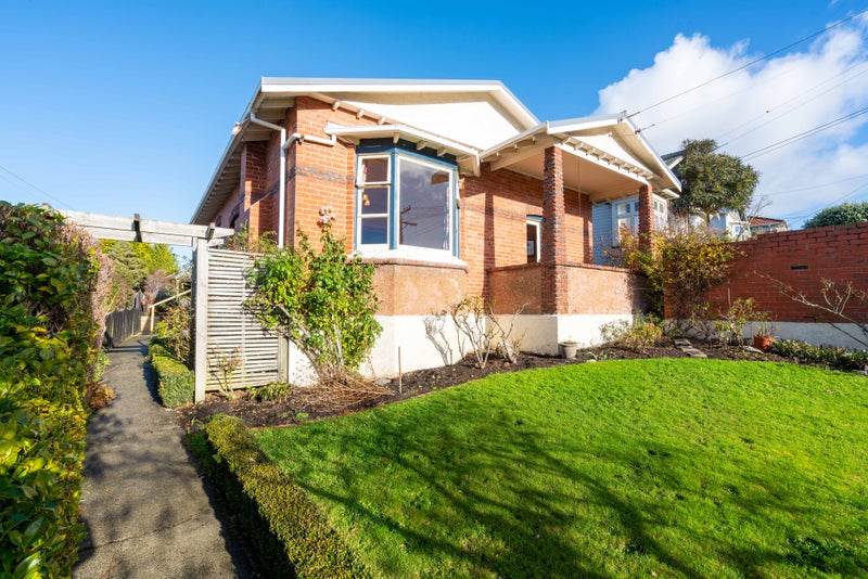 125 Oakwood Avenue, Balaclava, Dunedin - Carousel 1