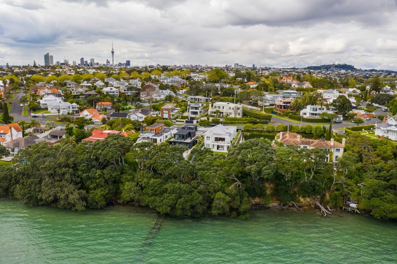 49 Marine Parade, Herne Bay, Auckland - Carousel 2