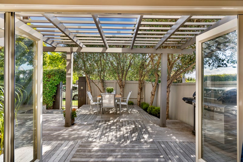 21A Temple Street, Meadowbank, Auckland - Carousel 1