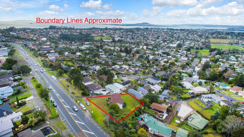 253 Sunset Road, Sunnynook, Auckland - Carousel 1