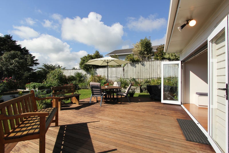 75 Mangorei Road, Strandon, New Plymouth - Carousel 17