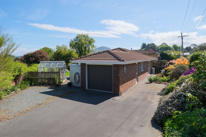 9B Unsworth Street, Green Island, Dunedin - Carousel 2