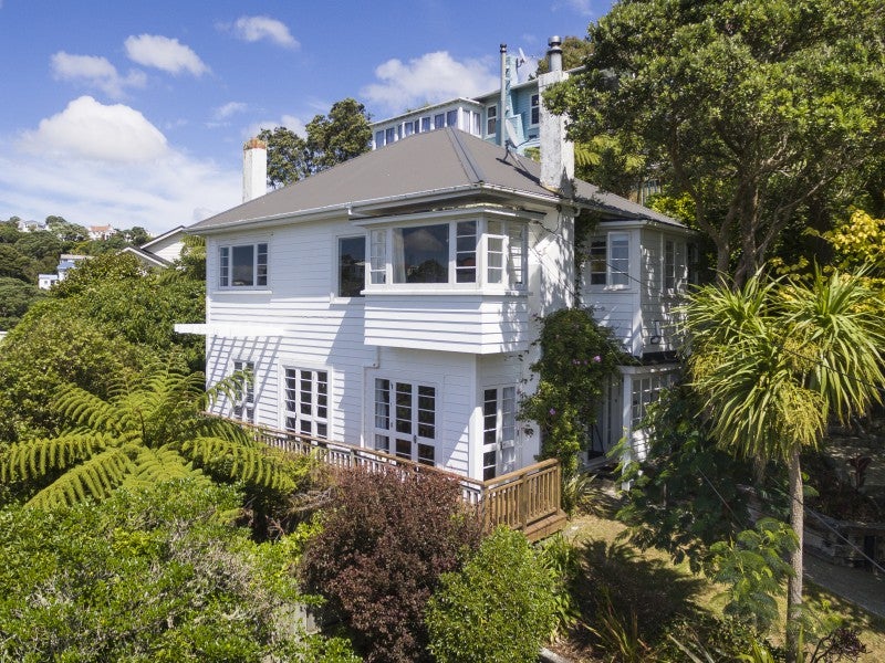 5 Thorby Street, Northland, Wellington - Carousel 1