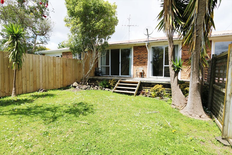2/56A Michaels Avenue, Ellerslie, Auckland - Carousel 1
