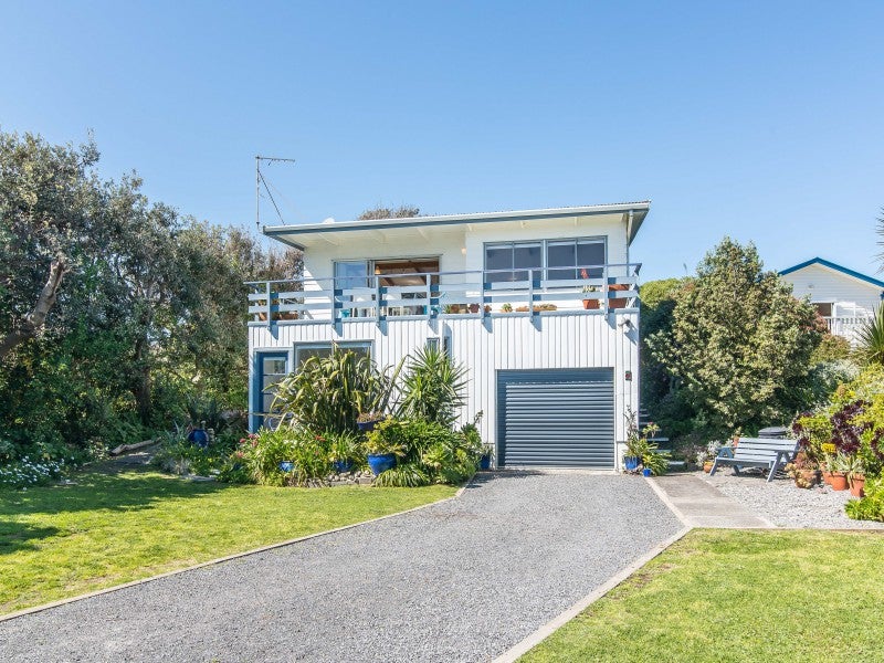 48 Rodney Avenue, Te Horo Beach - Carousel 1
