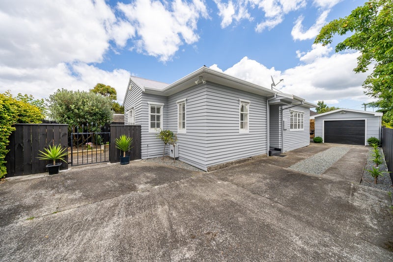 83A Pine Avenue, Ebdentown, Upper Hutt - Carousel 1
