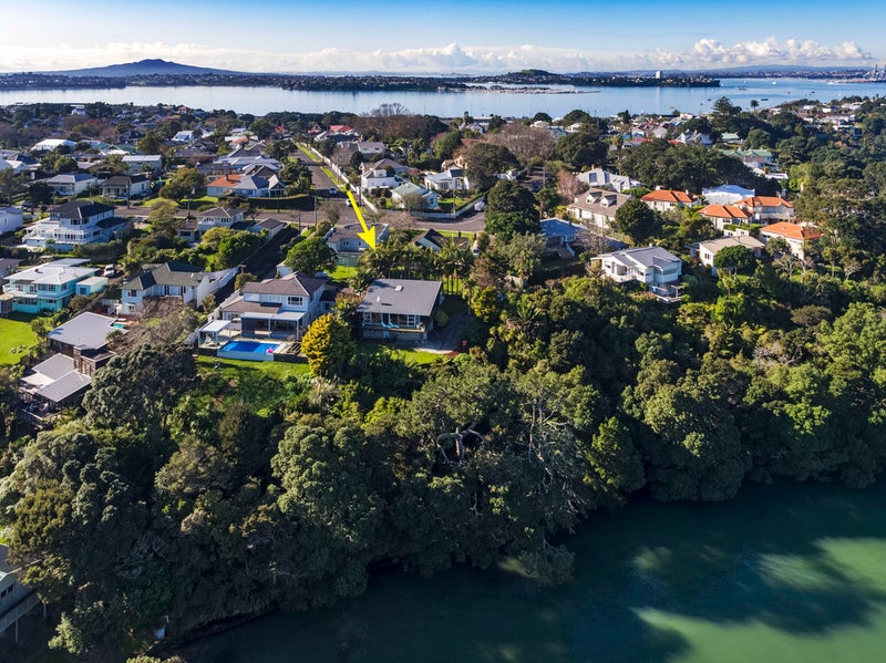 44 Clarence Road, Northcote Point, Auckland - Carousel 26