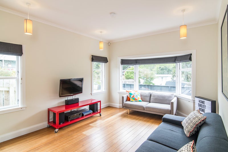 85 Happy Valley Road, Owhiro Bay, Wellington - Carousel 2