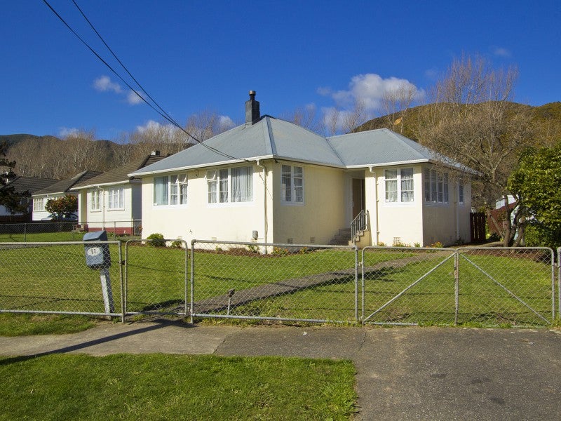 52 Strand Crescent, Naenae, Lower Hutt - Carousel 14