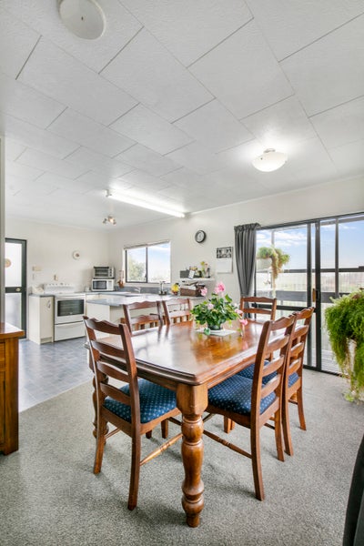 2/23 Bernina Place, Weymouth, Auckland - Carousel 23