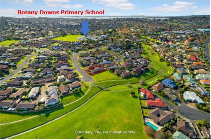 10 Kookaburra Place, Botany Downs, Auckland - Carousel 2