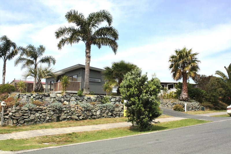 17 Norfolk Drive, Mangawhai Heads, Mangawhai - Carousel 2
