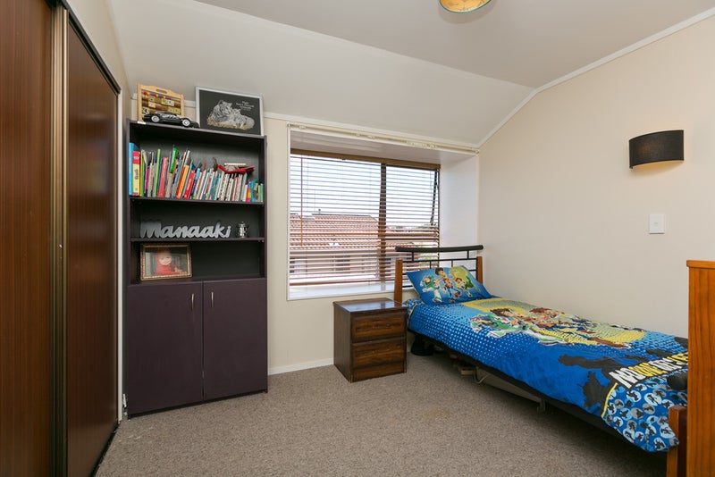 74 Heta Road, Highlands Park, New Plymouth - Carousel 19