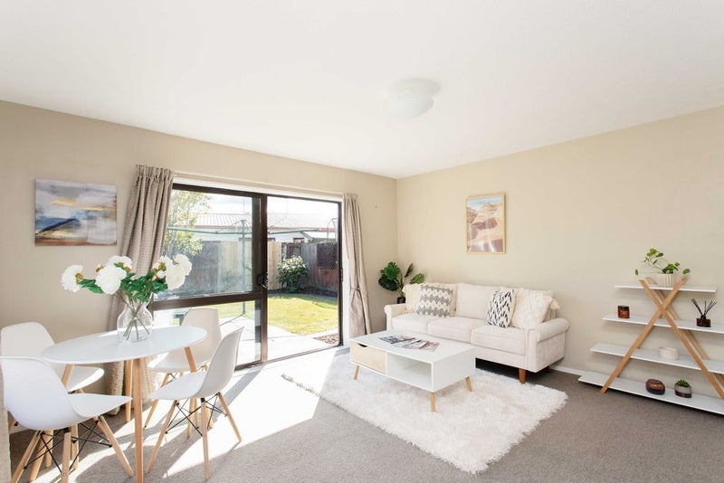 2/109A Queenspark Drive, Parklands, Christchurch - Carousel 2