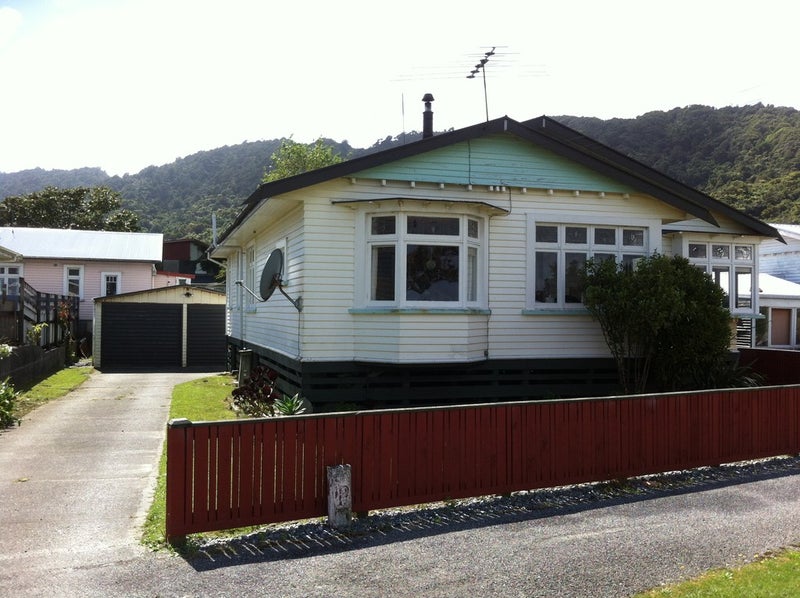65 Nelson Quay, Cobden, Greymouth - Carousel 10