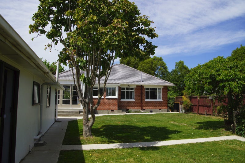 211 Knowles Street, St Albans, Christchurch - Carousel 1