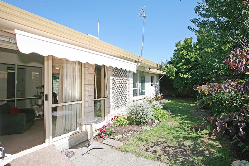1/3 Centaurus Road, Cashmere, Christchurch - Carousel 1
