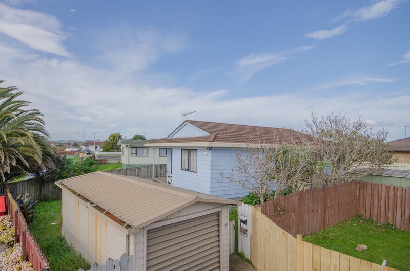 2/49 Coombe Avenue, Otara, Auckland - Carousel 1