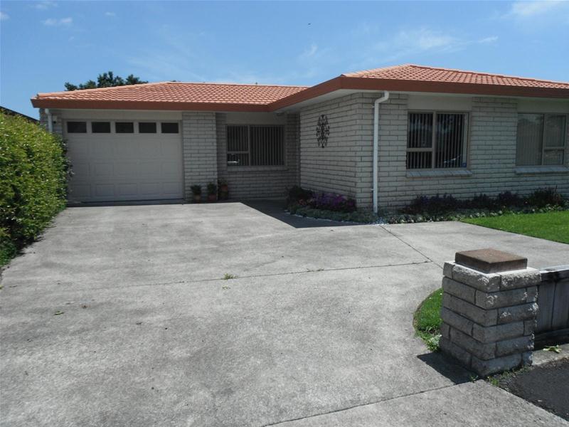 150 Tukapa Street, Westown, New Plymouth - Carousel 1
