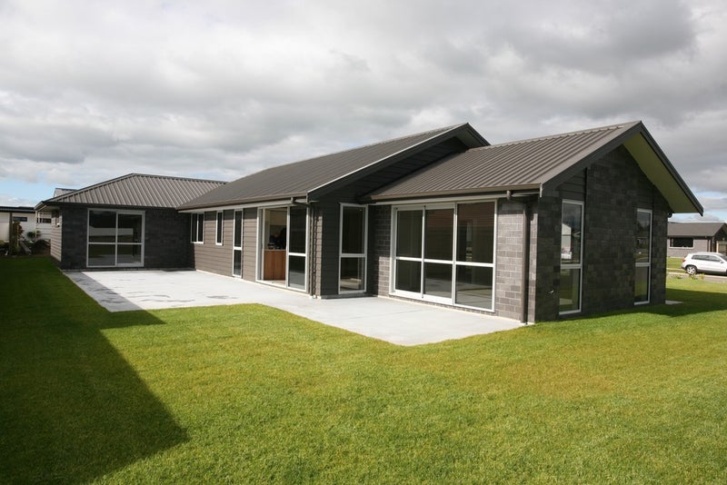 1 Ryder Drive, Waiwhakaiho, New Plymouth - Carousel 1