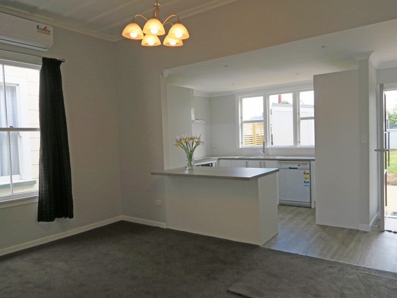 43 Disraeli Street, Gisborne - Carousel 2