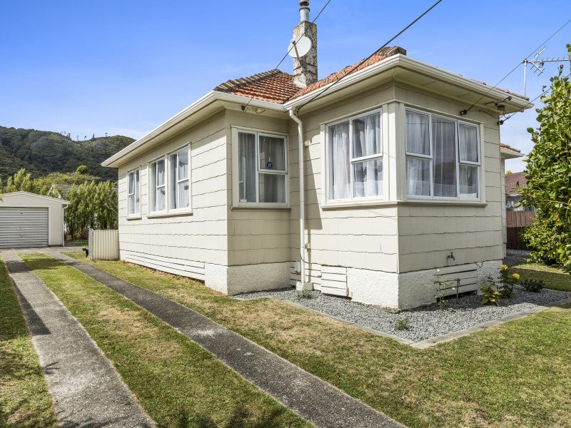 2 Poole Street, Taita, Lower Hutt - Carousel 2