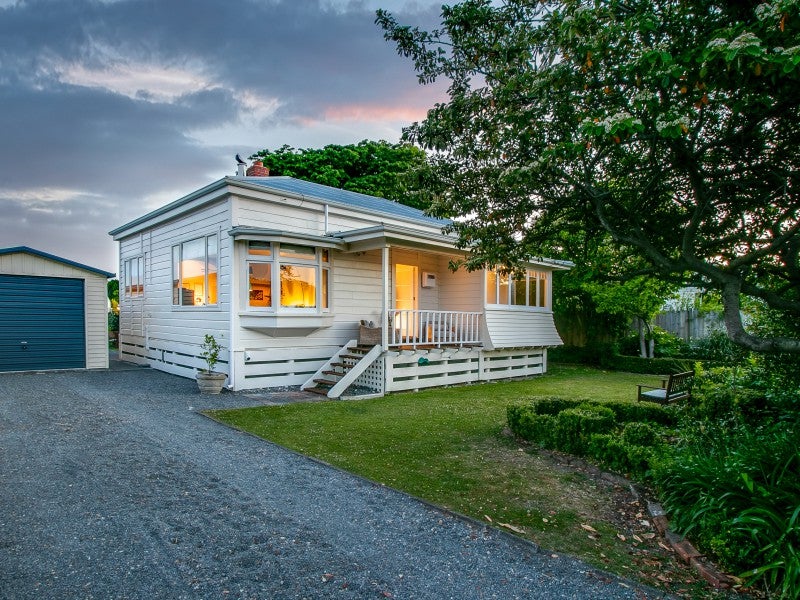 20 Mcvay Street, Napier South, Napier - Carousel 1