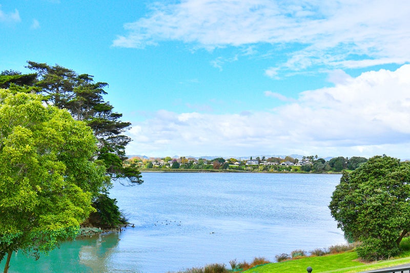 16 Crannich Place, Wattle Downs, Auckland - Carousel 2