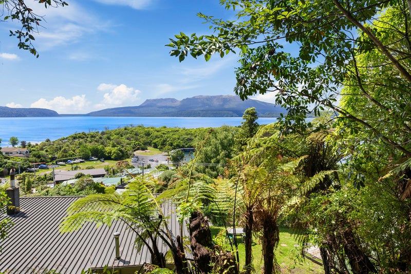 78 Spencer Road, Lake Tarawera, Rotorua - Carousel 1