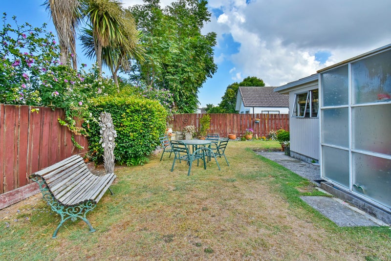 8B Glengowan Place, Conifer Grove, Takanini - Carousel 10