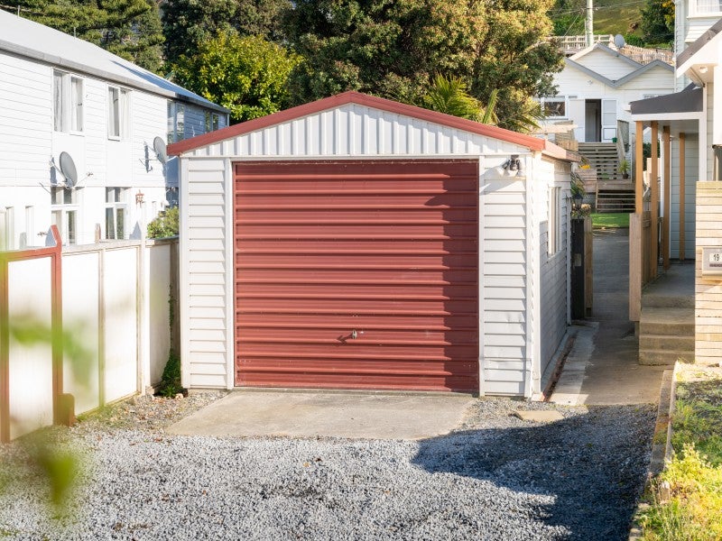 143 Hataitai Road, Hataitai, Wellington - Carousel 13