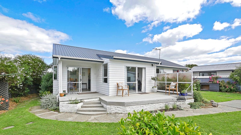 2/23 Dalkeith Street, Hoon Hay, Christchurch - Carousel 1