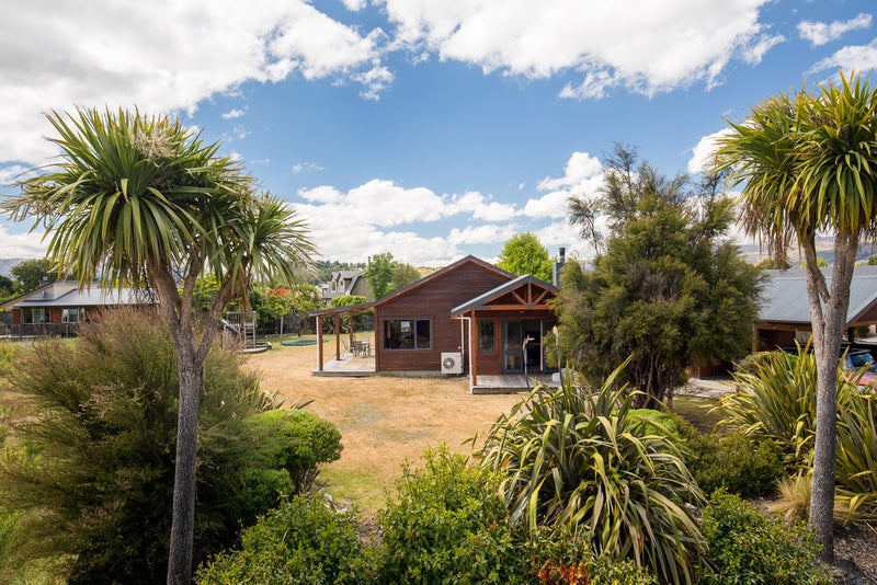 5 Sherwin Avenue, Albert Town, Wanaka - Carousel 2