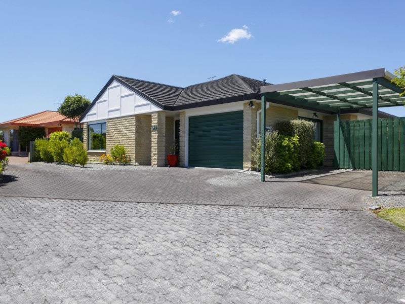 2/30 Fairview Terrace, Waipahihi, Taupō - Carousel 20