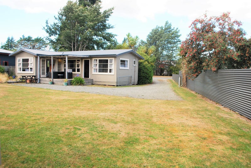 23 MacKinnon Loop, Te Anau, Te Anau - Carousel 1