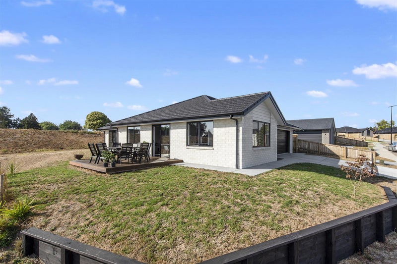 39 Matariki Terrace, Hamilton - Carousel 19