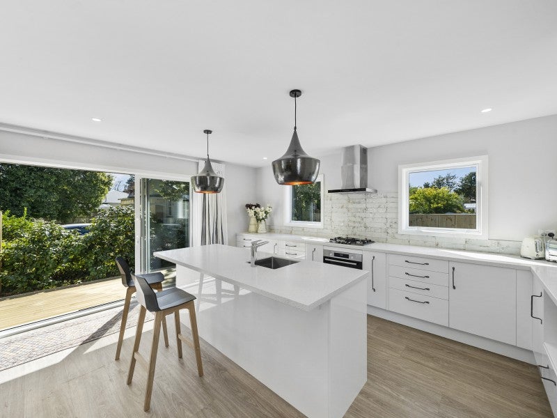 45 Regent Street, Martinborough, Martinborough - Carousel 2