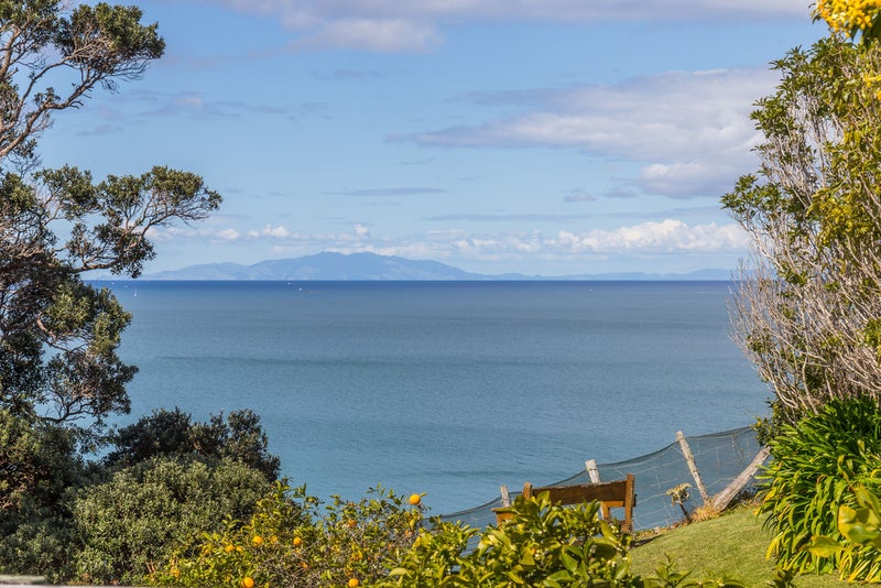 33 Jackson Crescent, Mahurangi East, Warkworth - Carousel 1